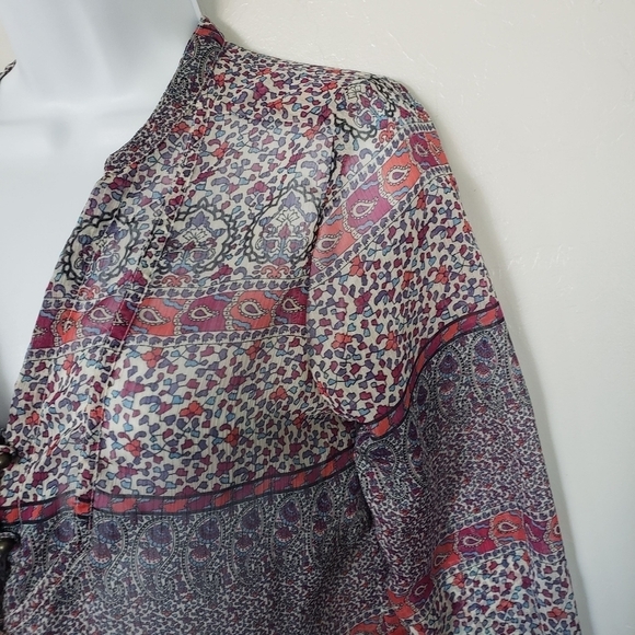 Converse XS Chiffon Semi-sheer Long Sleeve Shirt Button Up Paisley Pattern Top - Picture 2 of 8